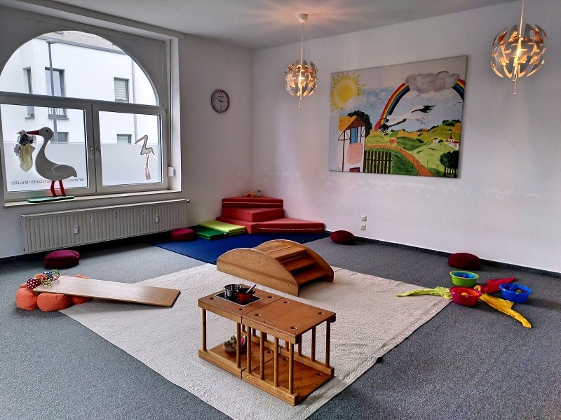 SpielZeit – Eltern-Kind-Kurs für Kinder ab 10 Monate nach QEKK-Kurskonzept

